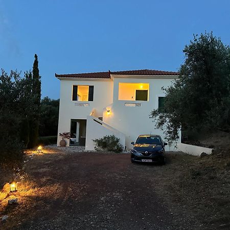 Kyparissia De Wandelboom Villa Vrises  Eksteriør billede